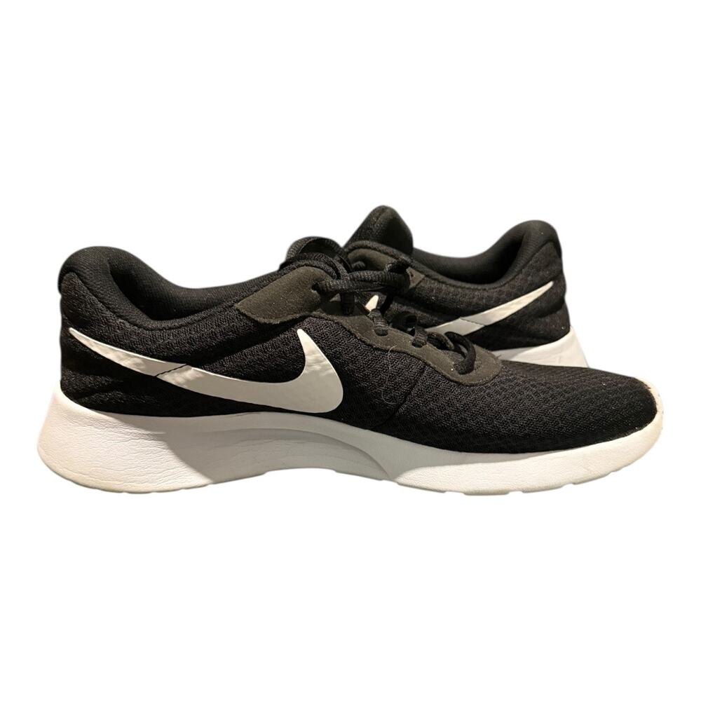 Nike Tanjun Men's Size 11.5 Running Sneakers Black White 812654011 Athletic - Picture 8 of 9